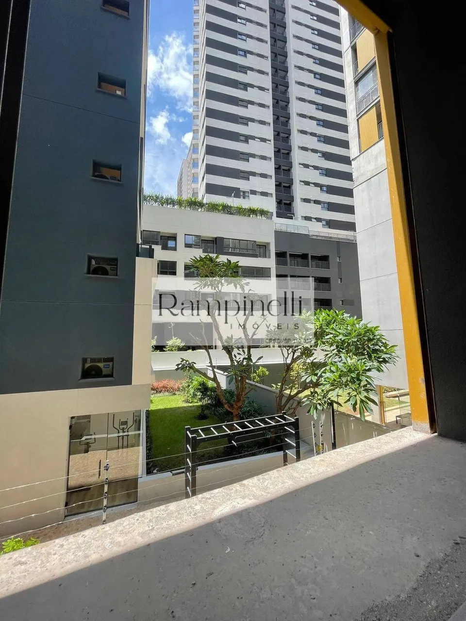 Studio com pé direito alto a venda na Vila Madalena - You Harmonia