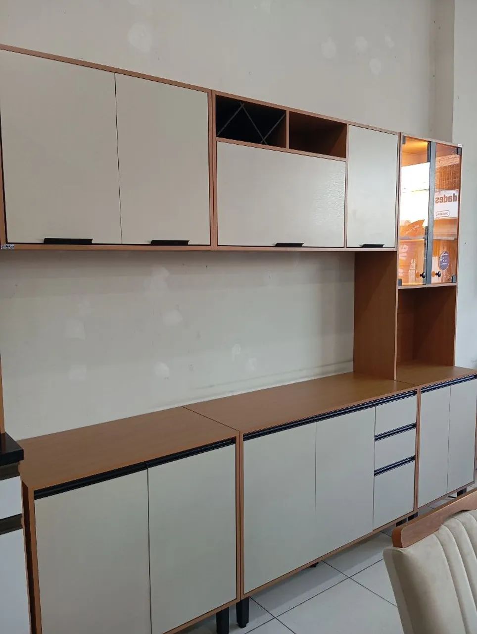 Cozinha da Poliman modulada Ravena com LED  - Foto 2