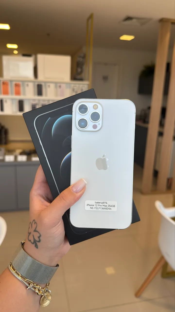 iPhone 12 Pro Max 256Gb - Semi Novo - Celulares e Smartphones