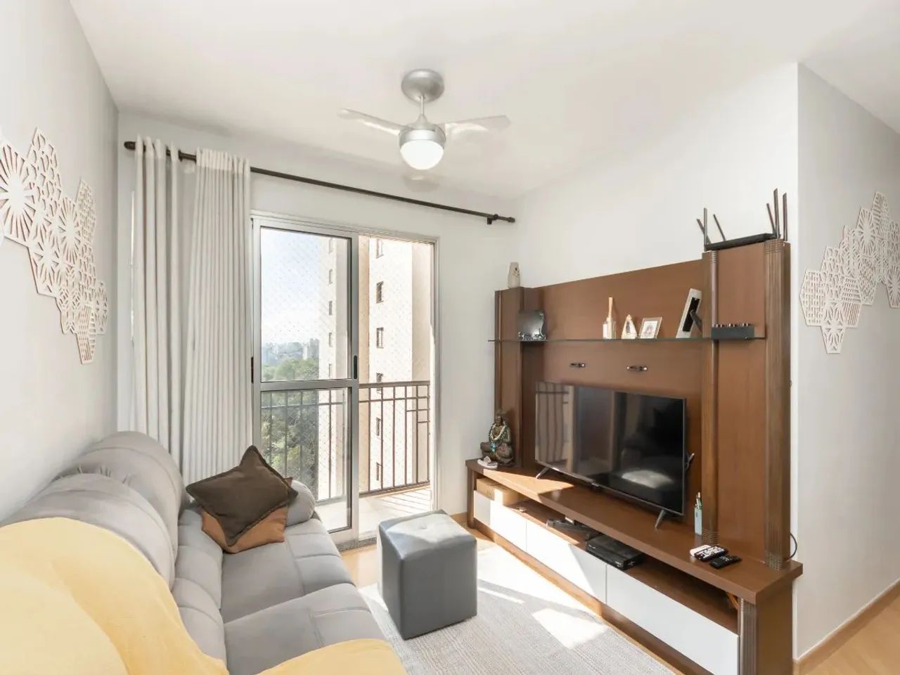 Apartamento tipo para venda com 3 quartos, sendo 1 suíte, 65m²