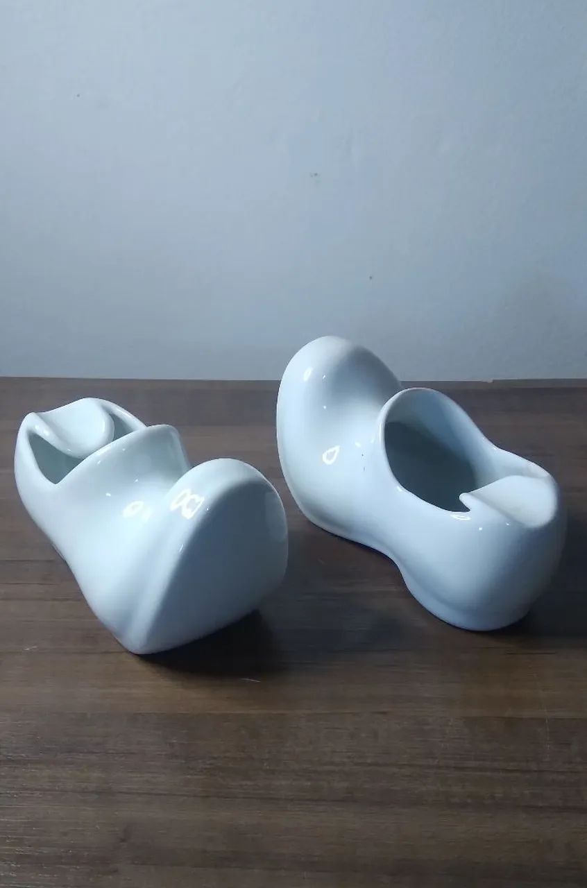 Par de antigos cinzeiros porcelana 