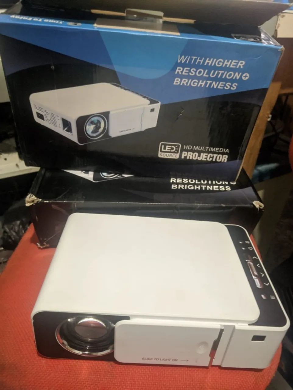 projetor  wifi espelhamento celular  super promoção a retirar 