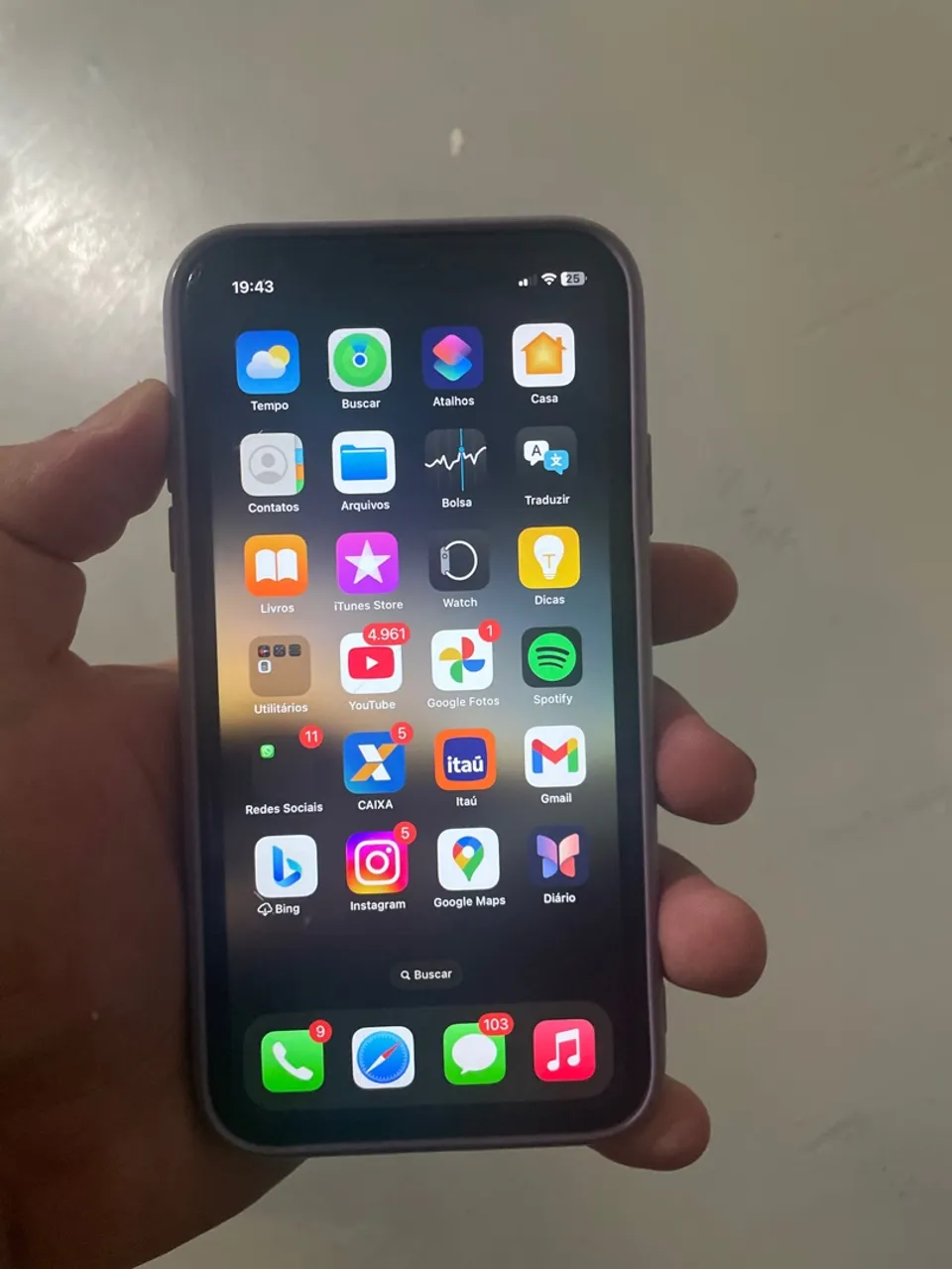 iPhone 11