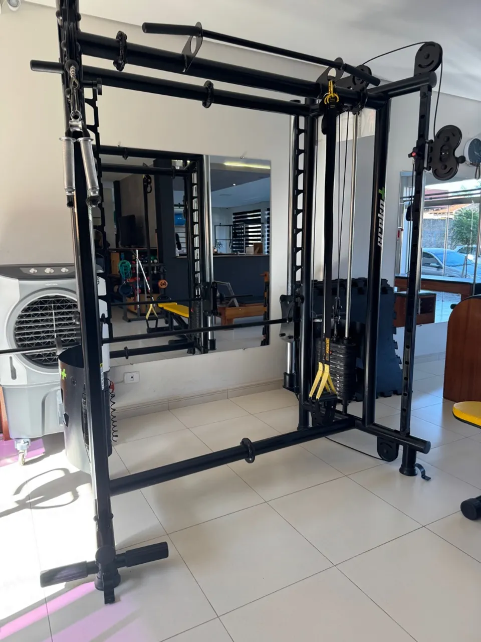 Vendo equipamentos de cardio e musculação 