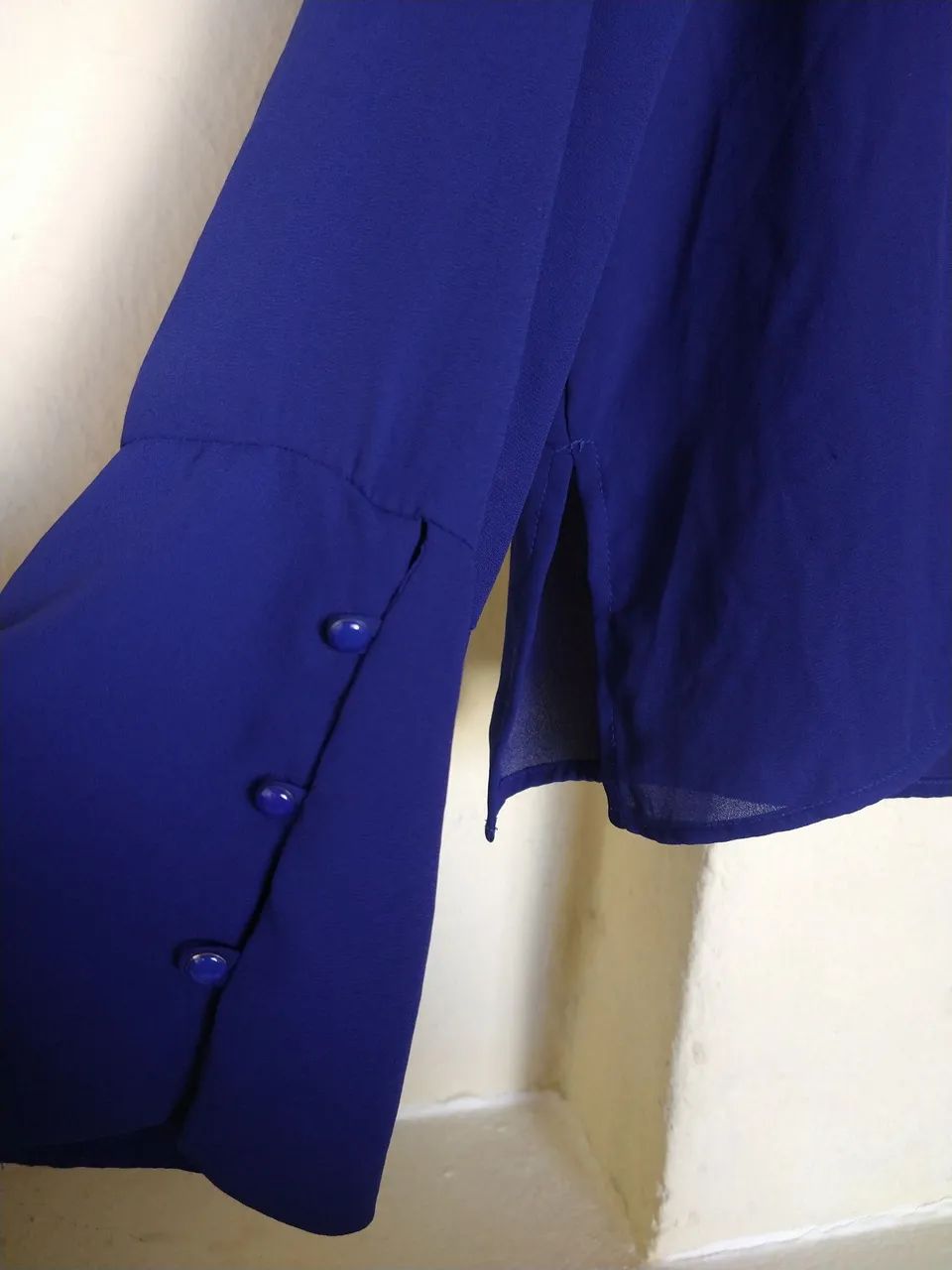 Blusa Shoulder Azul M - ombro único, elegante e impecável - Foto 3