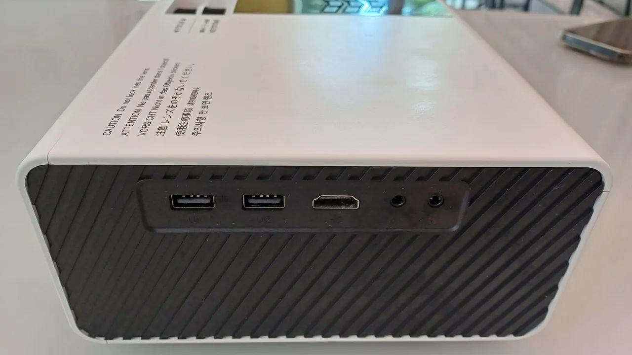 ProjetorProjetor LED HD Multimídia - Em ótimo estado64313033568897123