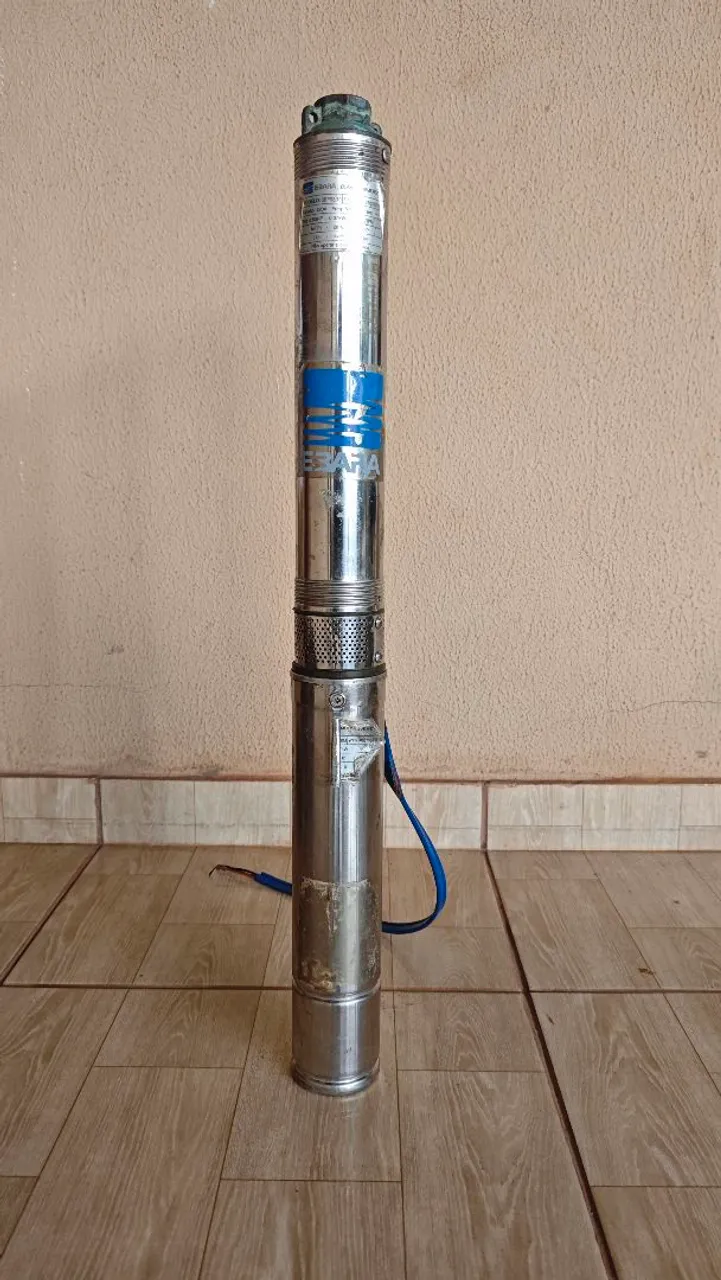 Bomba d'água submersa para poço artesiano R$ 600,00