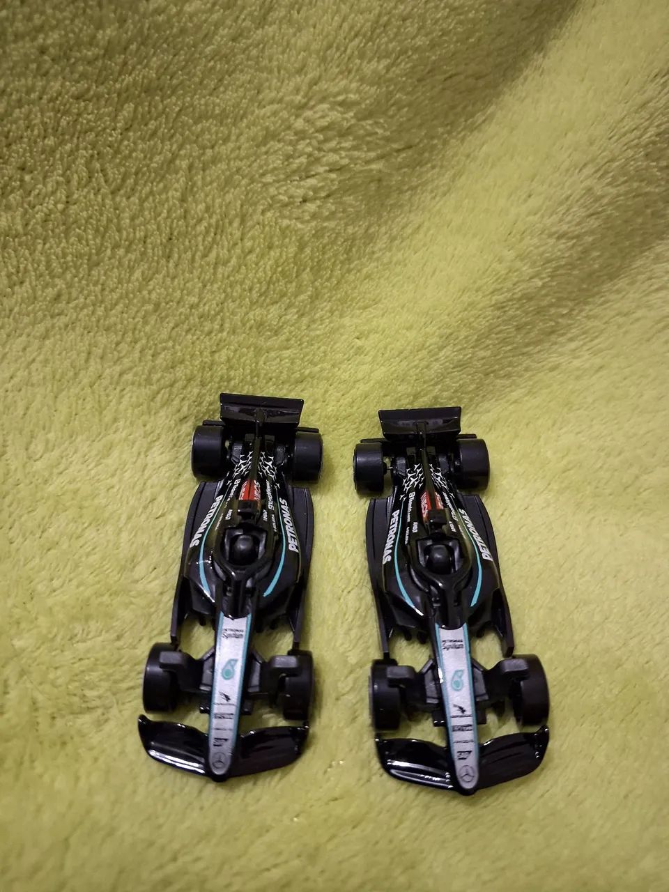 Hot Wheels Formula 1 Mercedes Benz AMG Petronas 