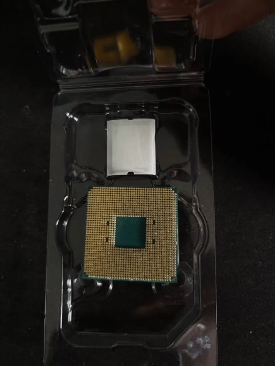 AMD Ryzen 7 3800X CPU 本体 Amazon | AMD Ryzen 7 3800X 3.9GHz 32MB キャッシュ AM4 CPU