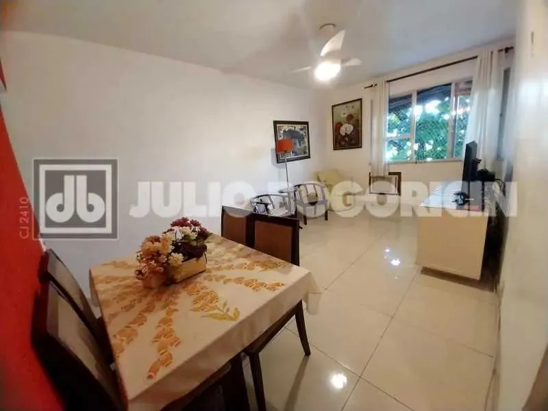 Ilha do Governador - Jardim Guanabara - VENDA - Apartamento - 2 Quartos - Elevador - Vaga