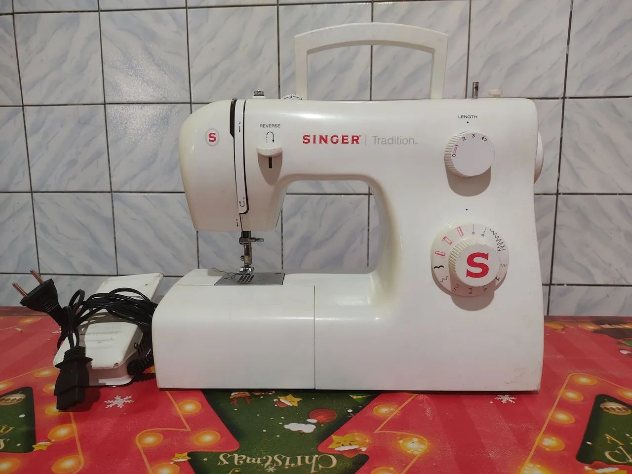 Máquina de costura Singer 