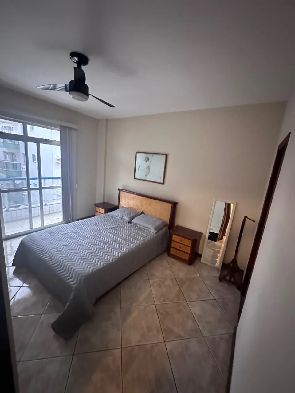 Apartamento em Cabo Frio, 3 quartos e 2 vagas
