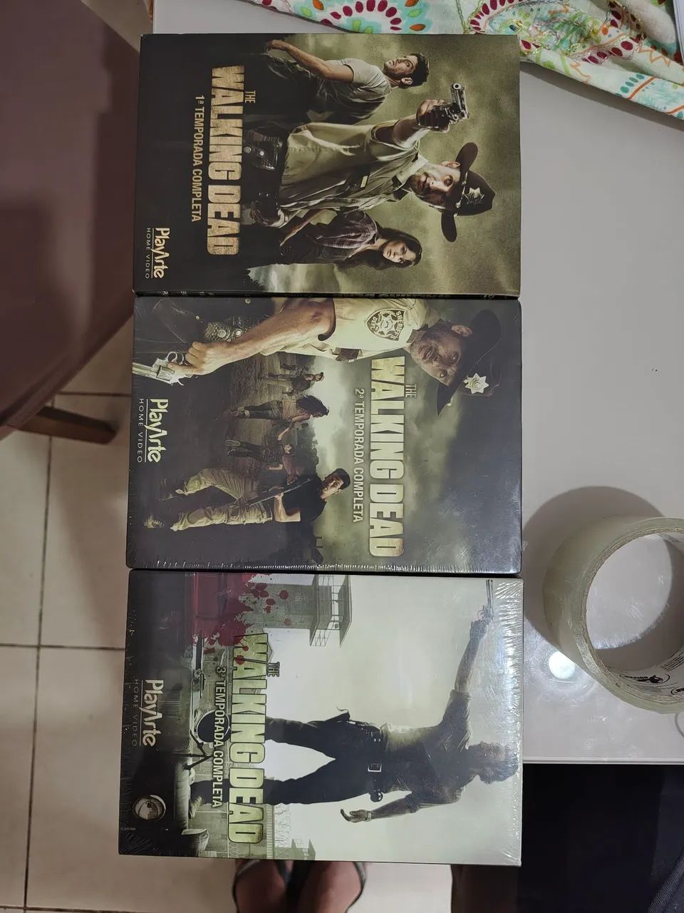 DVDs the walking dead 1° a 3° temporadas completas - Foto 2