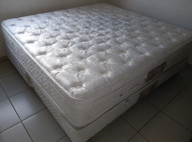 CONJUNTO COLCHÃO + BOX KING SIZE CASTOR POCKET SUPER LUXO GOLD STAR PLUSH