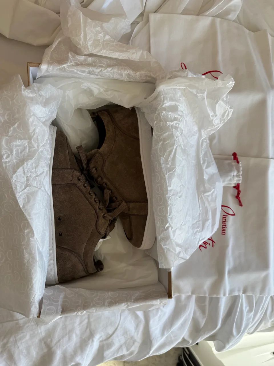 Tênis Christian Louboutin - Foto 2