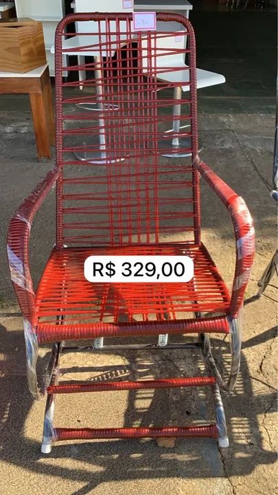 Cadeiras de fio azul e verde e vermelho  - Foto 4