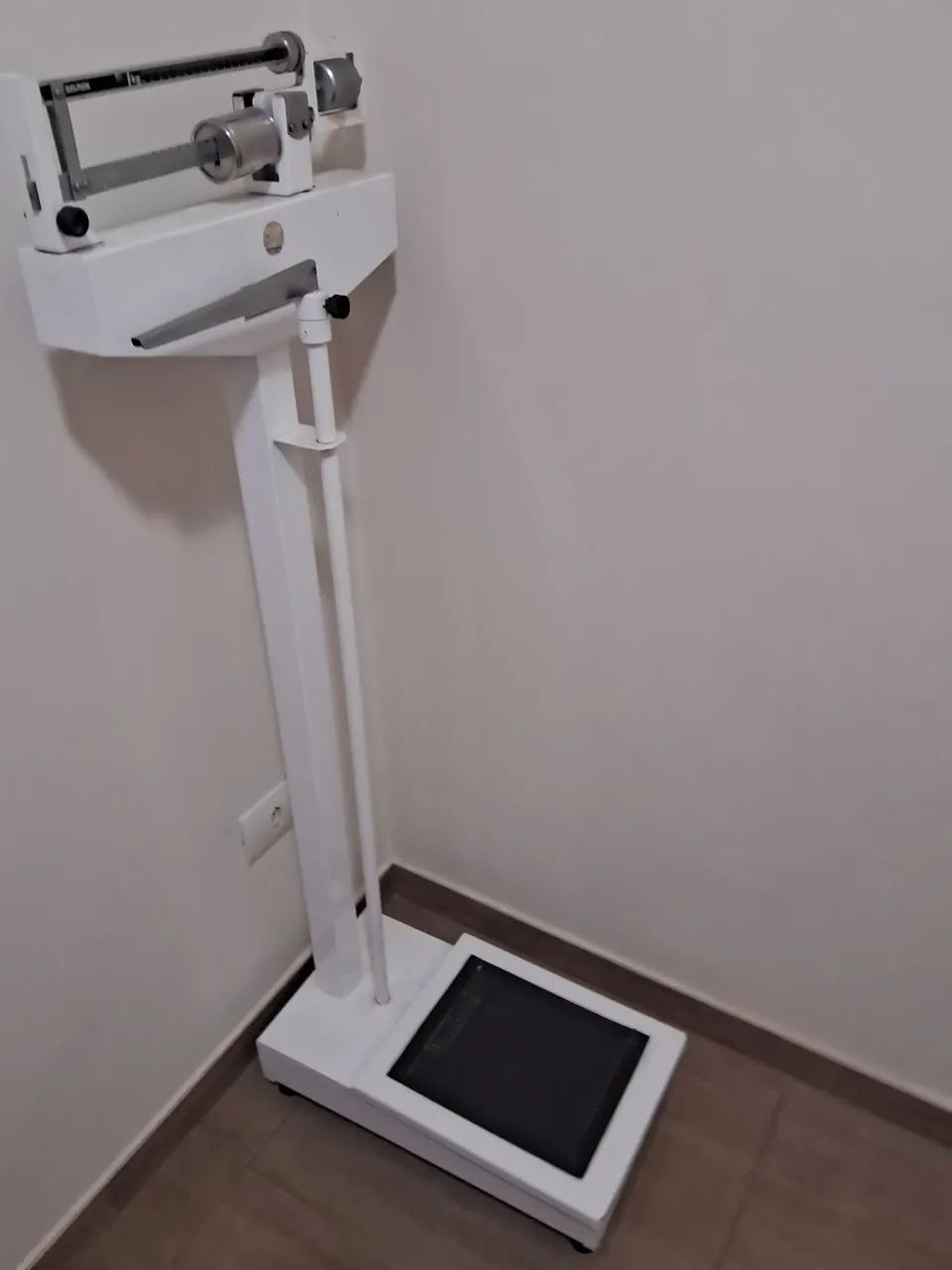 Mechanical Medical Scale