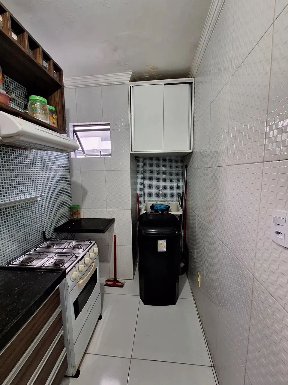 Alugo Apartamento mobiliado no Edf. Mar azul na Jatiúca, na rua do restaurante Filé do Zez - Foto 5