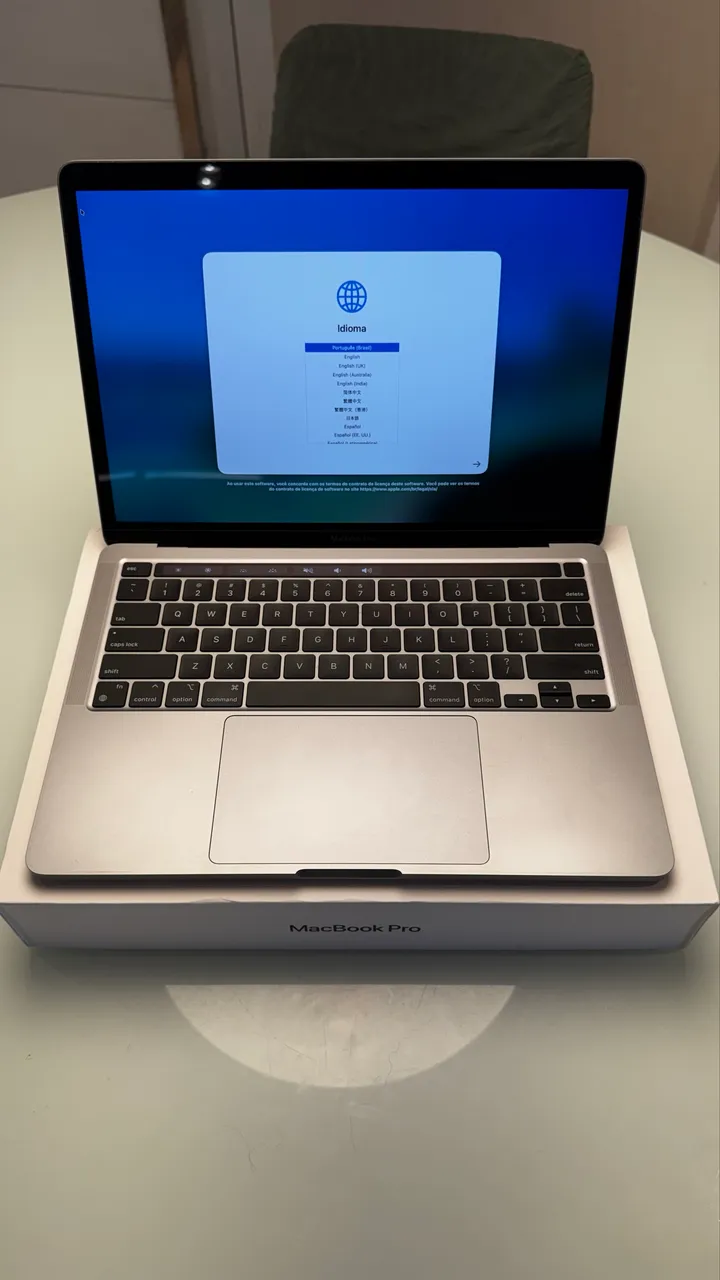 macbook pro 13 2020