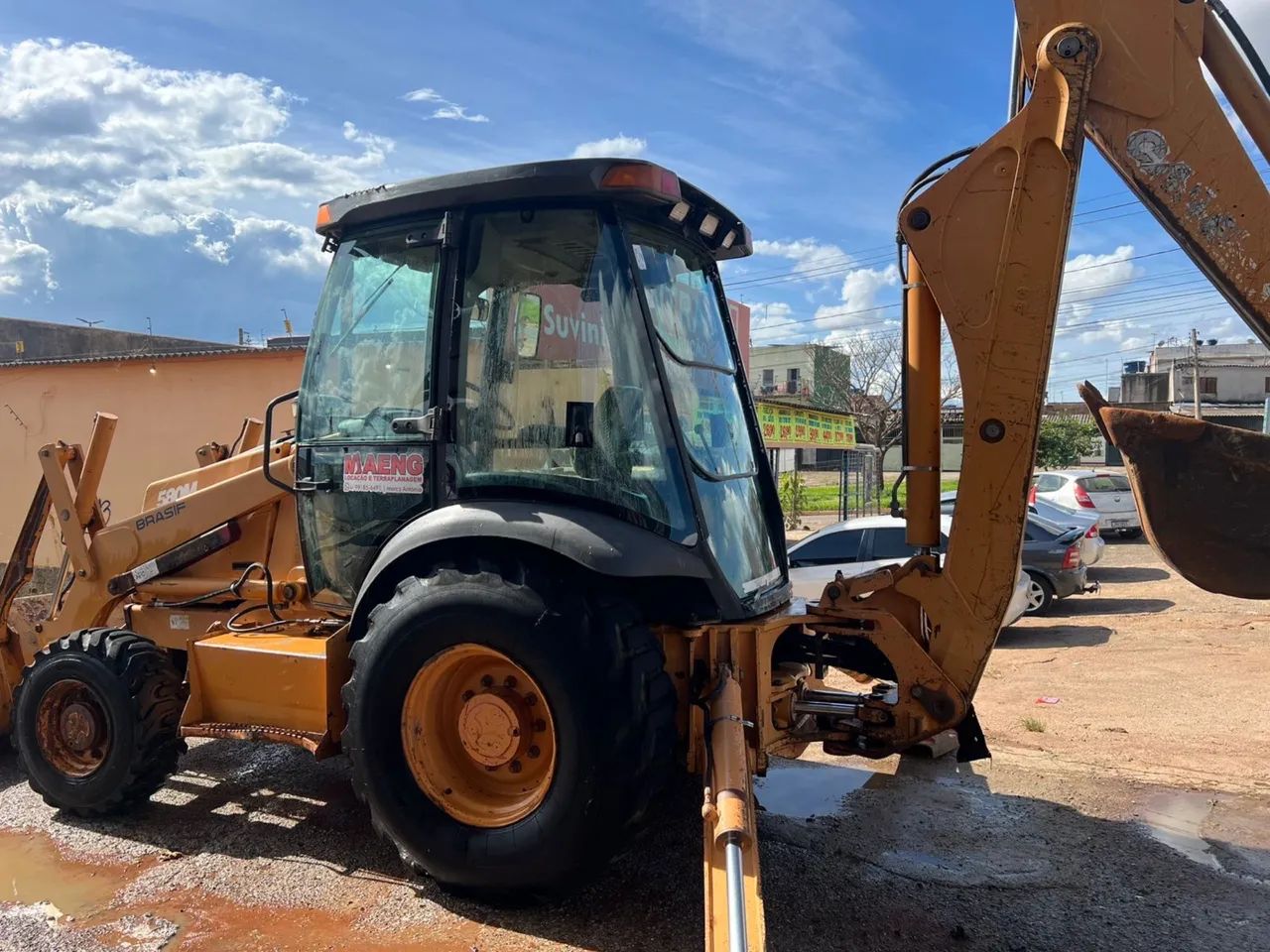 Retroescavadeira CASE 4x4 TURBO 2 alavancas  - Foto 2