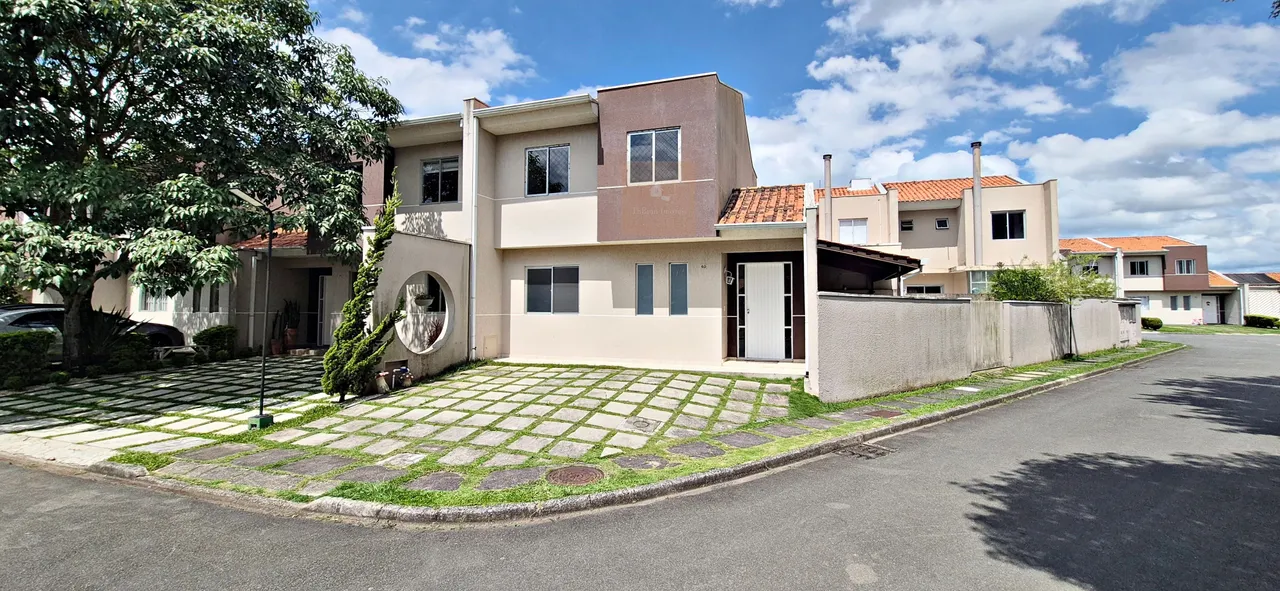 Casa 3 quartos para alugar 86 m2 - Codomínio Fechado no Cajuru - Curitiba - PR