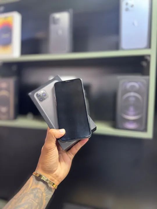 IPHONE 11 PRO MAX 64GB - Foto 3