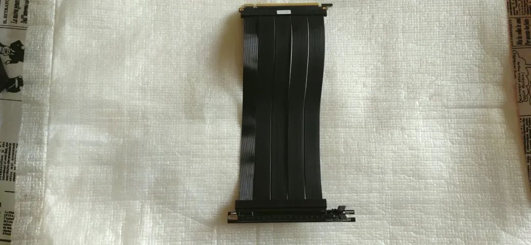 Cabo Extensor PCIe 4.0 Lian Li Premium Usado - Foto 2