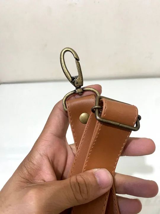 Alça de câmera marrom - Foto 2