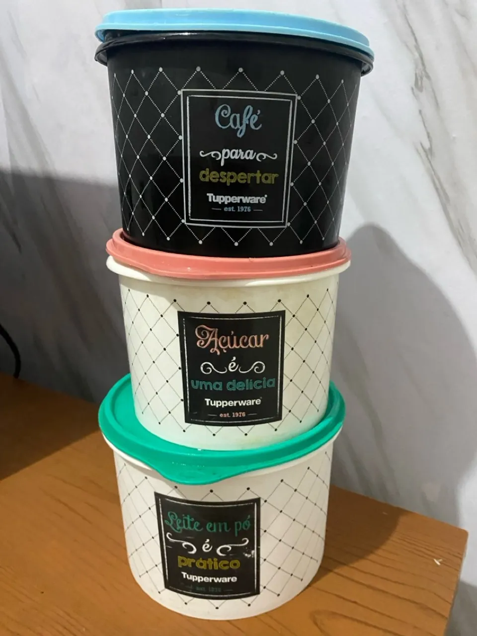 Conjunto de Potes Tupperware Café, Açúcar e Leite em Pó