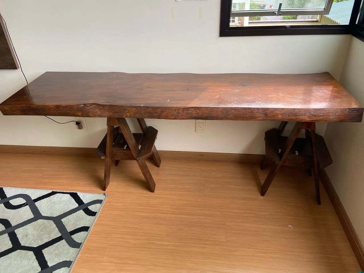 Mesa de Madeira Maciça - Estilo Rústico ÚNICO!  - Foto 2