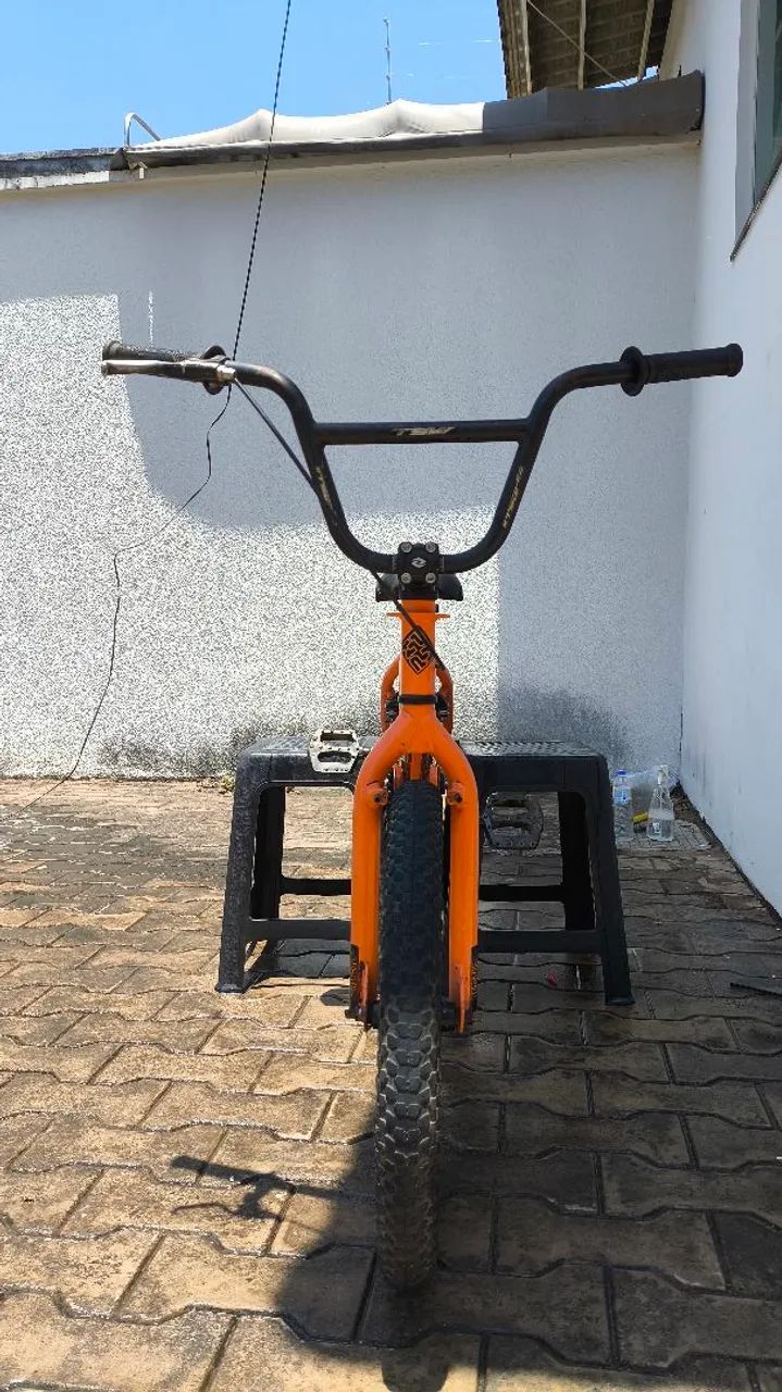BMX PROFISSIONAL COM FREIOS V-BRAKE Originais! - Foto 3