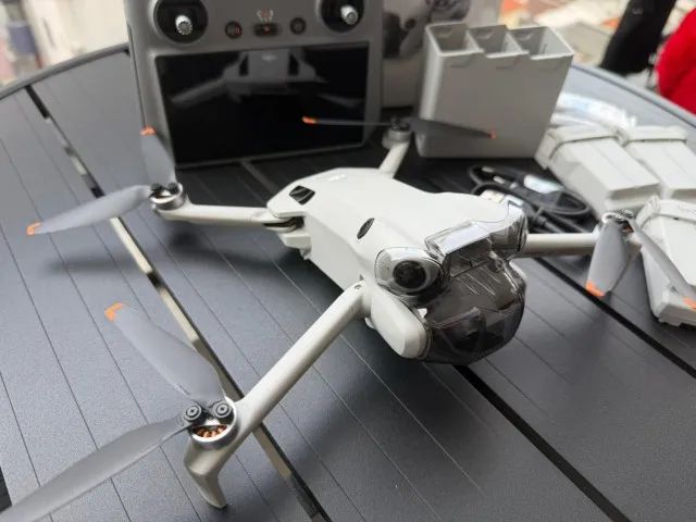 Vendo Drone DJI mini 4 pro More Combo - Completo - Foto 3