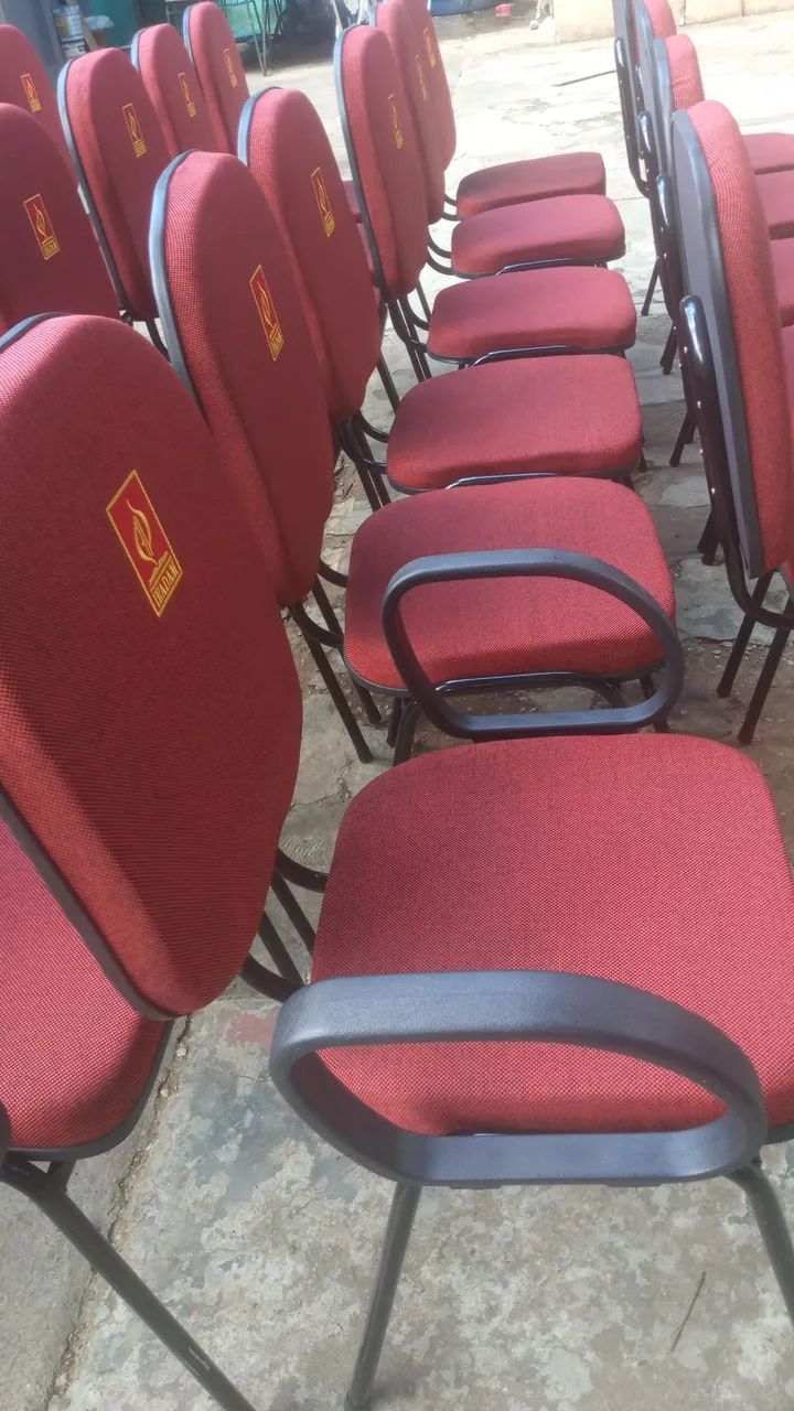 Cadeira de escritório ergonômica diretor almofadada  - Foto 5