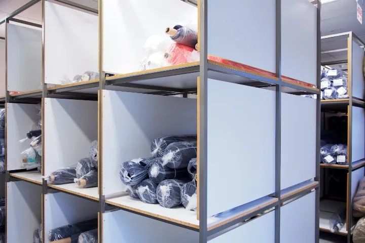  Prateleira e Racks Para Rolos Zusper - Foto 2