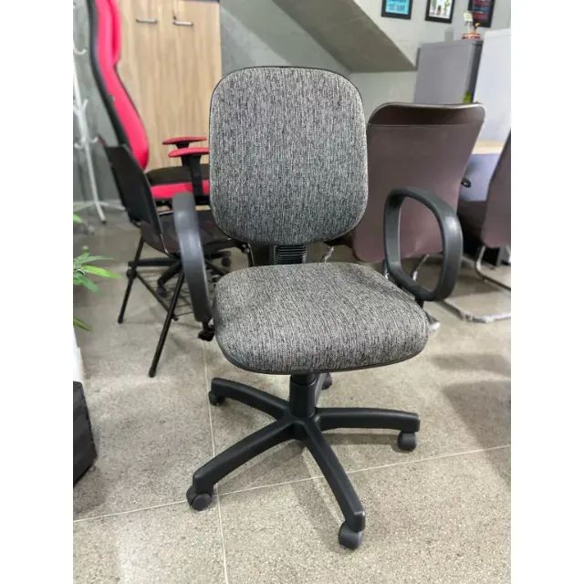 POLTRONA DIRETOR COM BRAÇO CORSA  - Foto 3