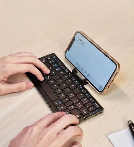Teclado Bluetooth com suporte da VX case  - Foto 2