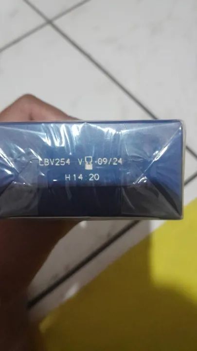 Perfume Quasar vencido, porém lacrado - Foto 3