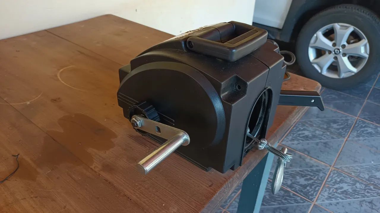 Guincho Elétrico 12V para Carro , barcos,lanchas etc. - Foto 3