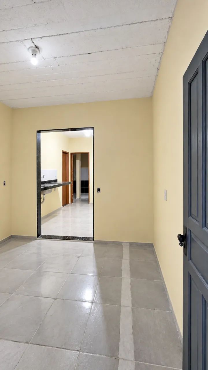 Kitnet Com Quintalzinho em Casa Tranquila - Foto 3