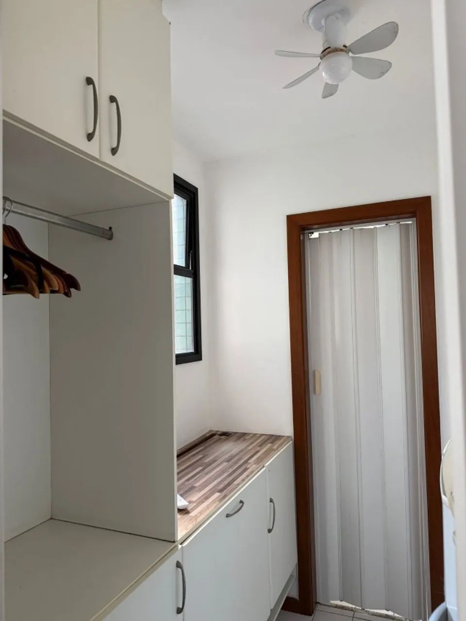 Apt 3 quartos mobiliado Praia do Canto - Foto 2