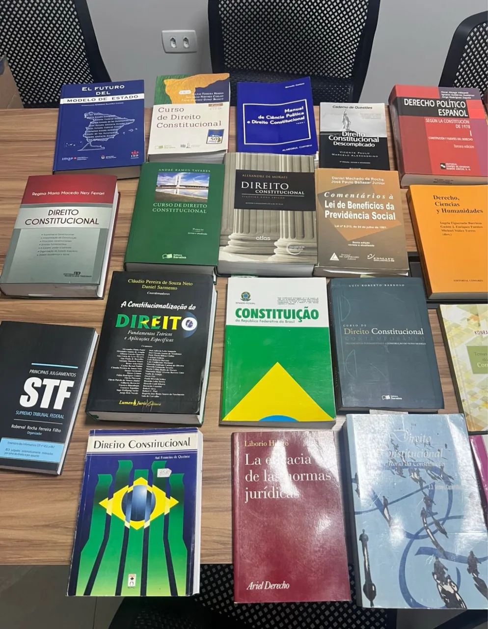 Livros de direito  - Foto 3