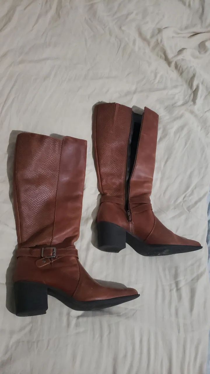 Bota country couro caramelo - Foto 2