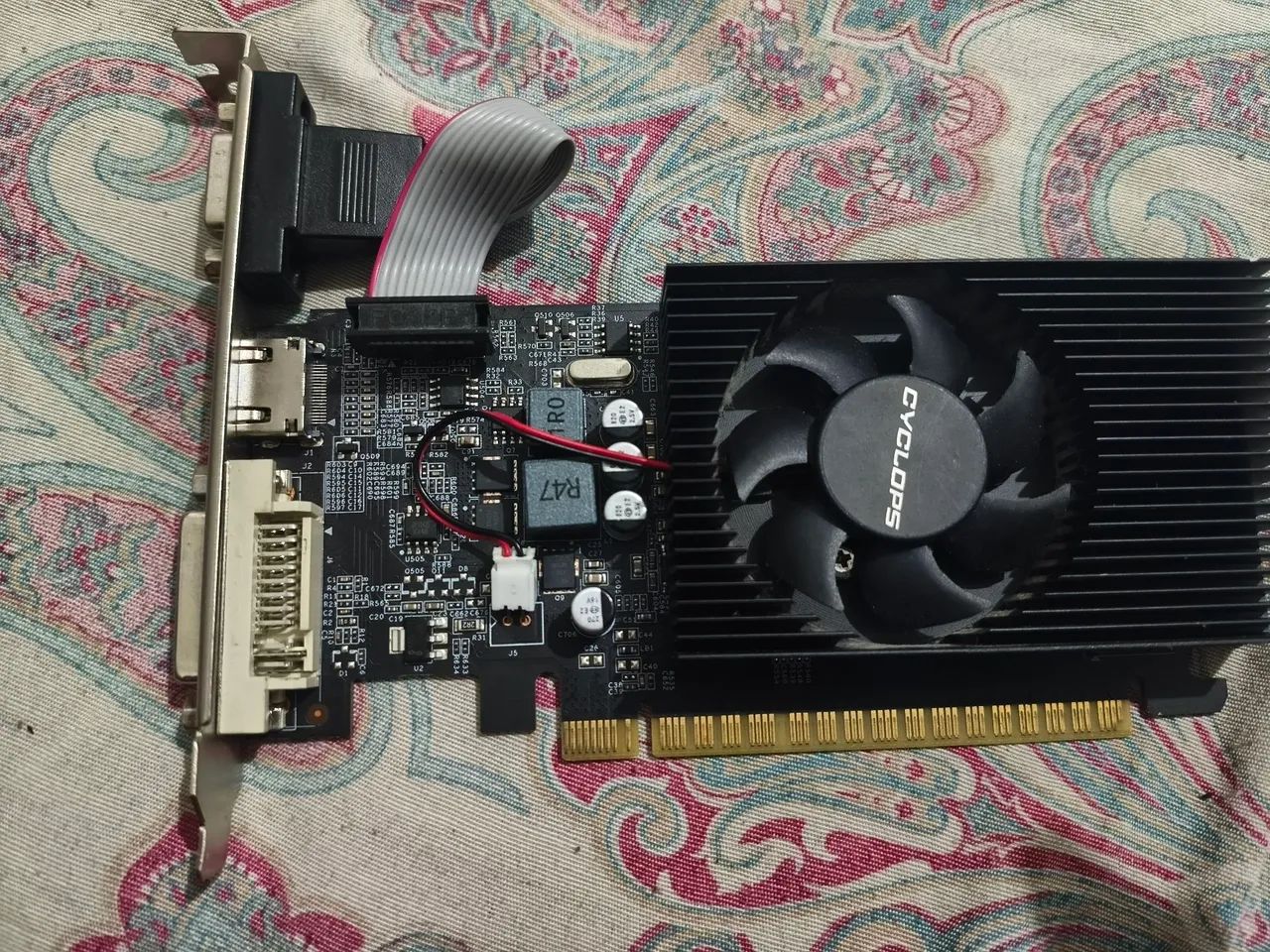 Placa de vídeo - GT 730 4GB DDR3  - Foto 2