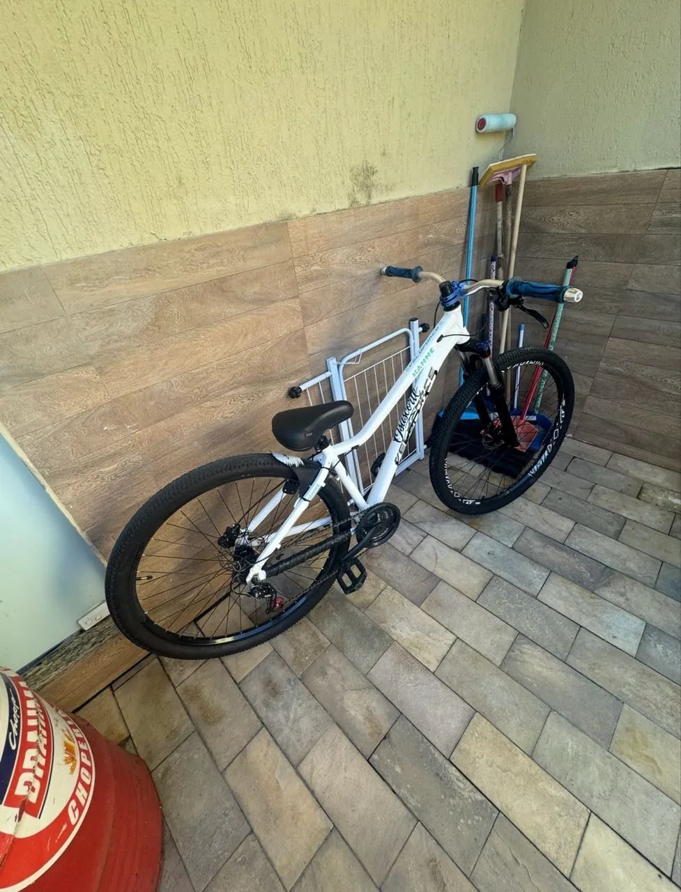 VENDO BICICLETA ARO 29 !! - Foto 2