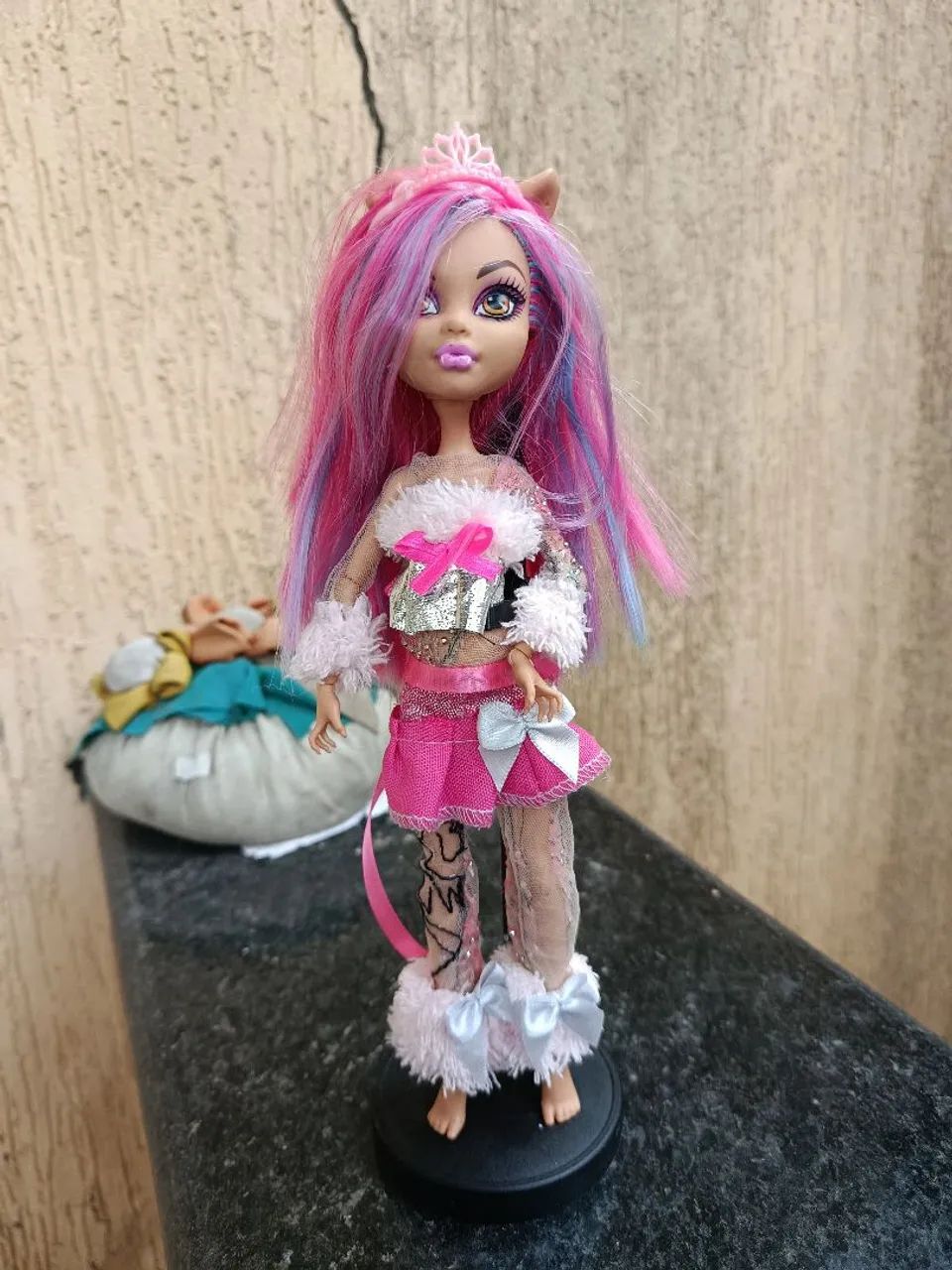 Monster high (só a roupa) leia! - Foto 2