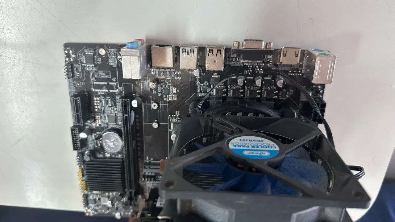 Kit intel i5 8400 placa mae e air cooler - Foto 3