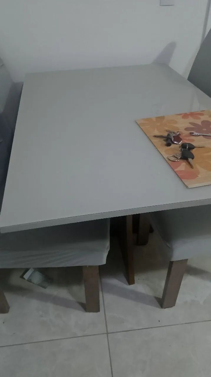 Vendo mesa 4 cadeiras  - Foto 2