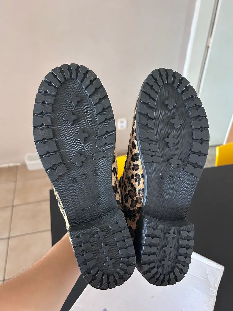 Bota feminina  - Foto 4