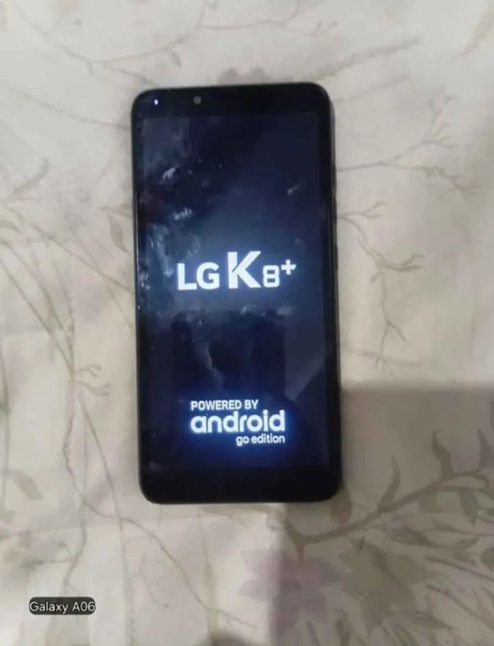 Celular  lg pra quebra galho  - Foto 2