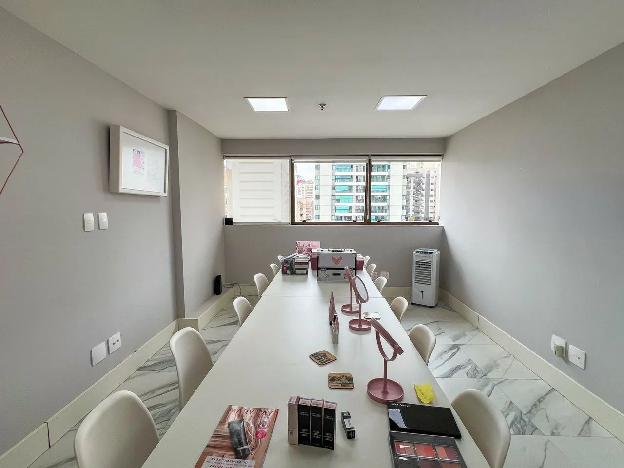Sala em um dos prédios comerciais mais procurados do Centro para venda - Foto 5